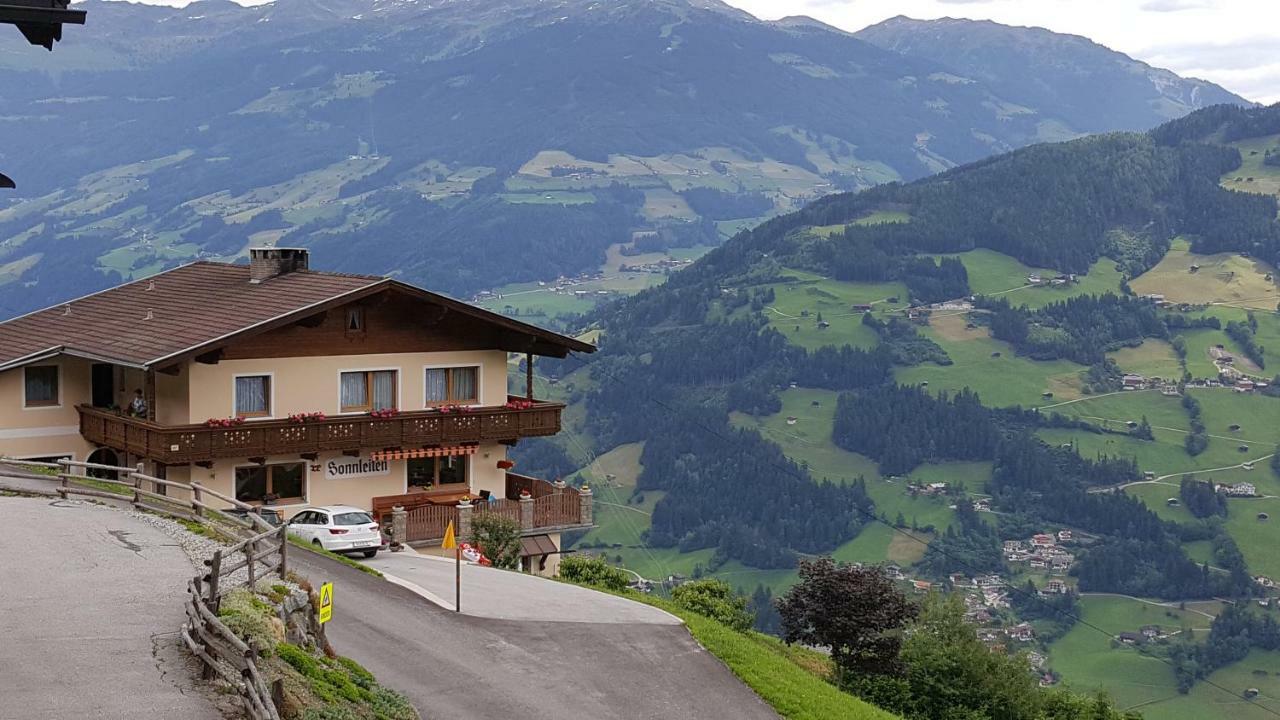 Haus Sonnleiten Hotel Hippach Exterior foto